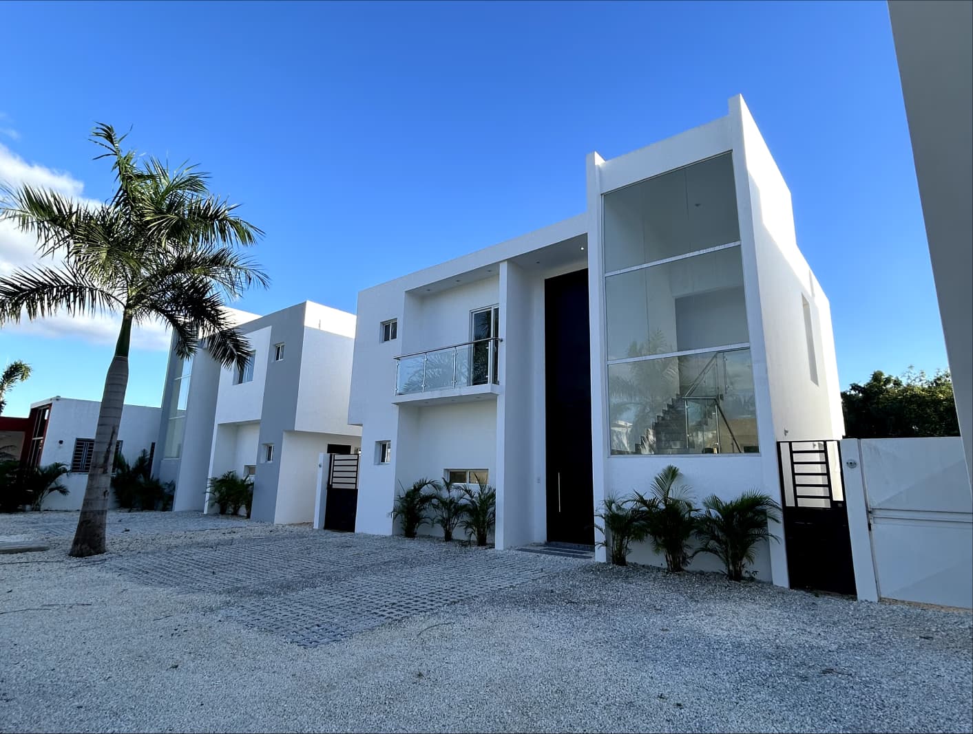 Casa moderna L'Romana Real Estate